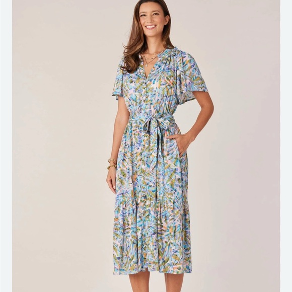 NWT DEMOCRACY SHORT BELL SLEEVE RUFFLE EDGE NECK BUTTON DOWN PRINTED WOVEN DRESS - Picture 1 of 11